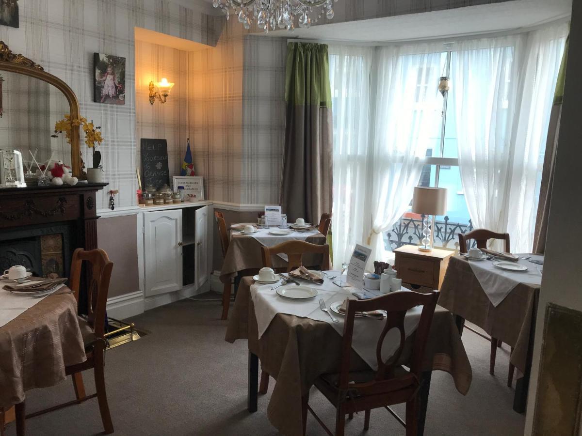 Ivy Bank Guest House 滕比 外观 照片